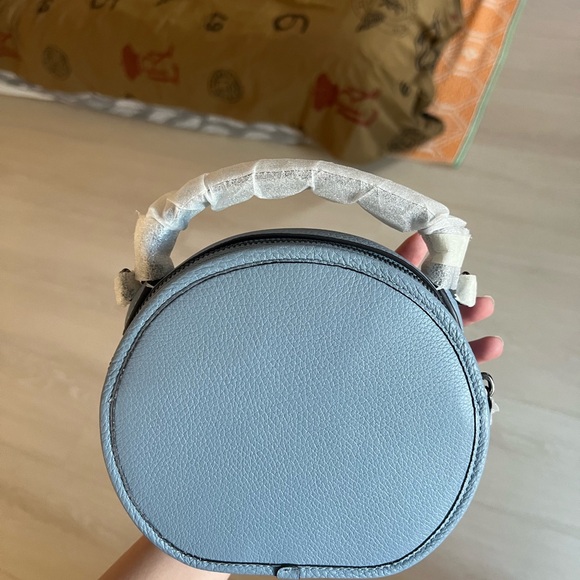 coach purse - Picture 2 of 2